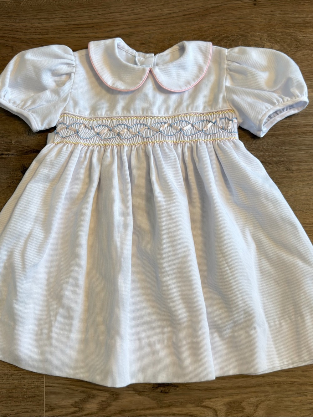 Jayne Copeland White Smocked Dress Pink Trim Peter Pan Collar Size 24 Months